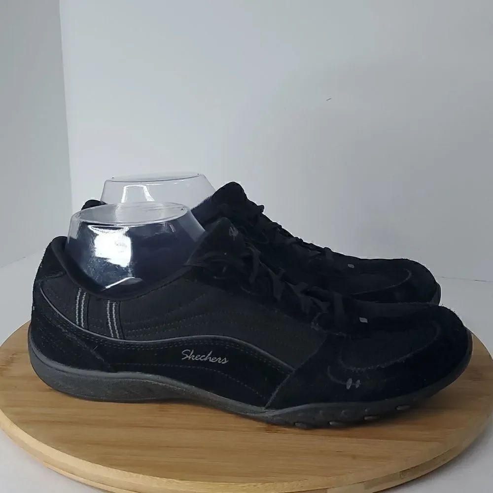 Skechers Women's Just Relax Black Leather Casual Shoes Sneakers Size 9.5